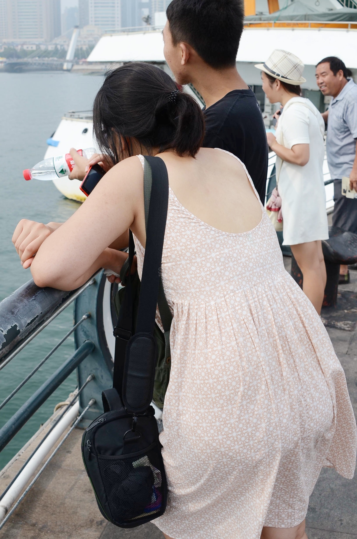 01.jpg