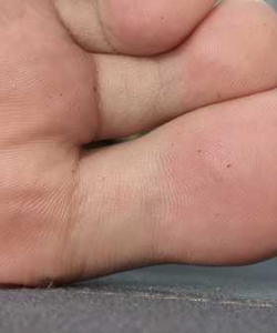 ��aaparyģ����Ƶ��С�µ����ż�΢��